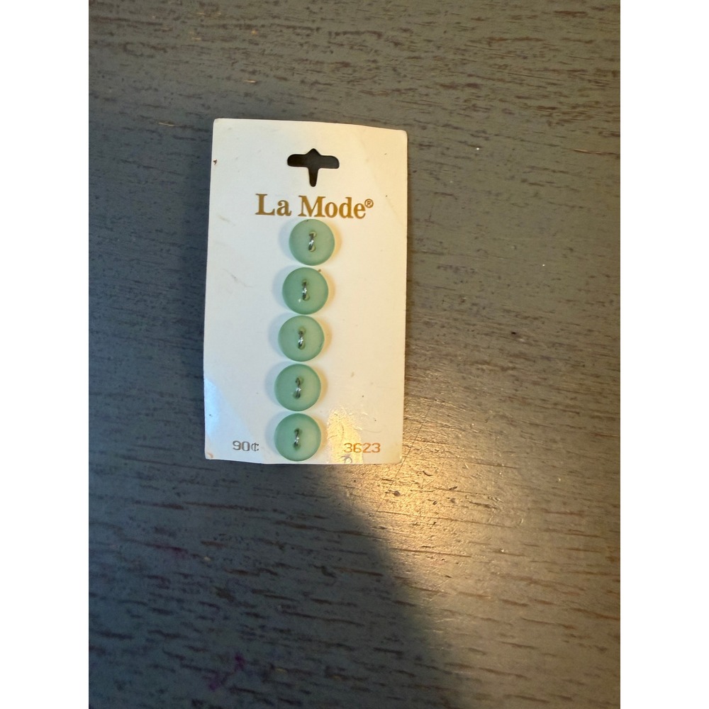 La Mode Aqua Buttons 7/16 Inch 11mm Round 2-Hole Sew Through 5 Count 3623